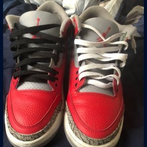 Jordan retro 3s